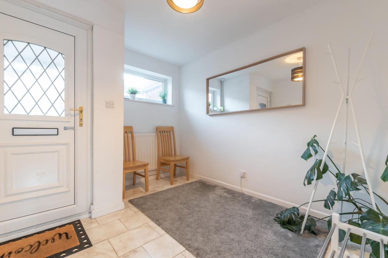 Best Price! Large Home For 4 - Smart Tv - Comfy Beds - Garden - 4 Single Beds Or 2 Doubles! Portsmouth Exterior foto